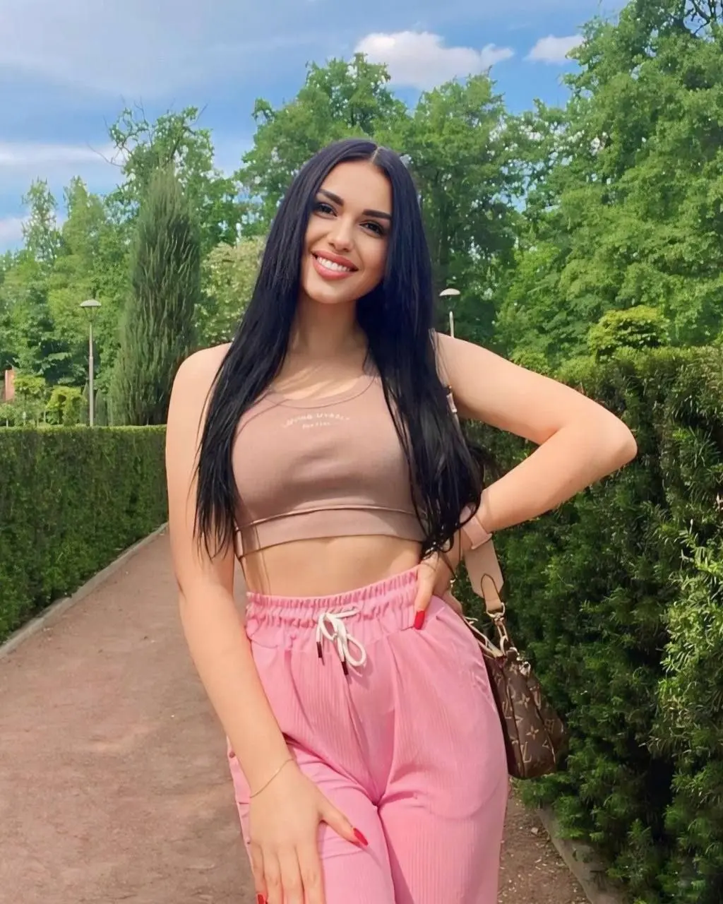 Alina russian girl in brooklyn