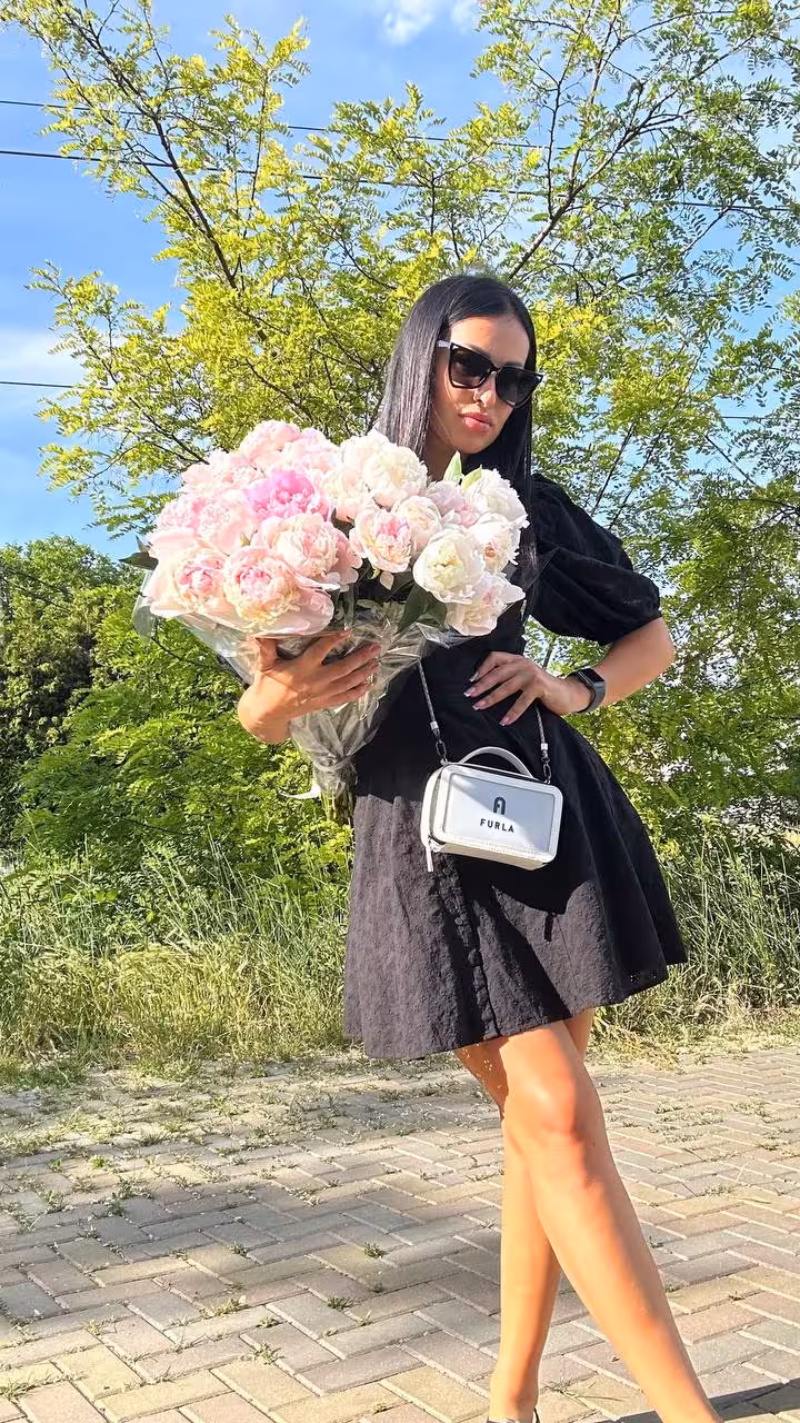 Daniela russian singles in usa