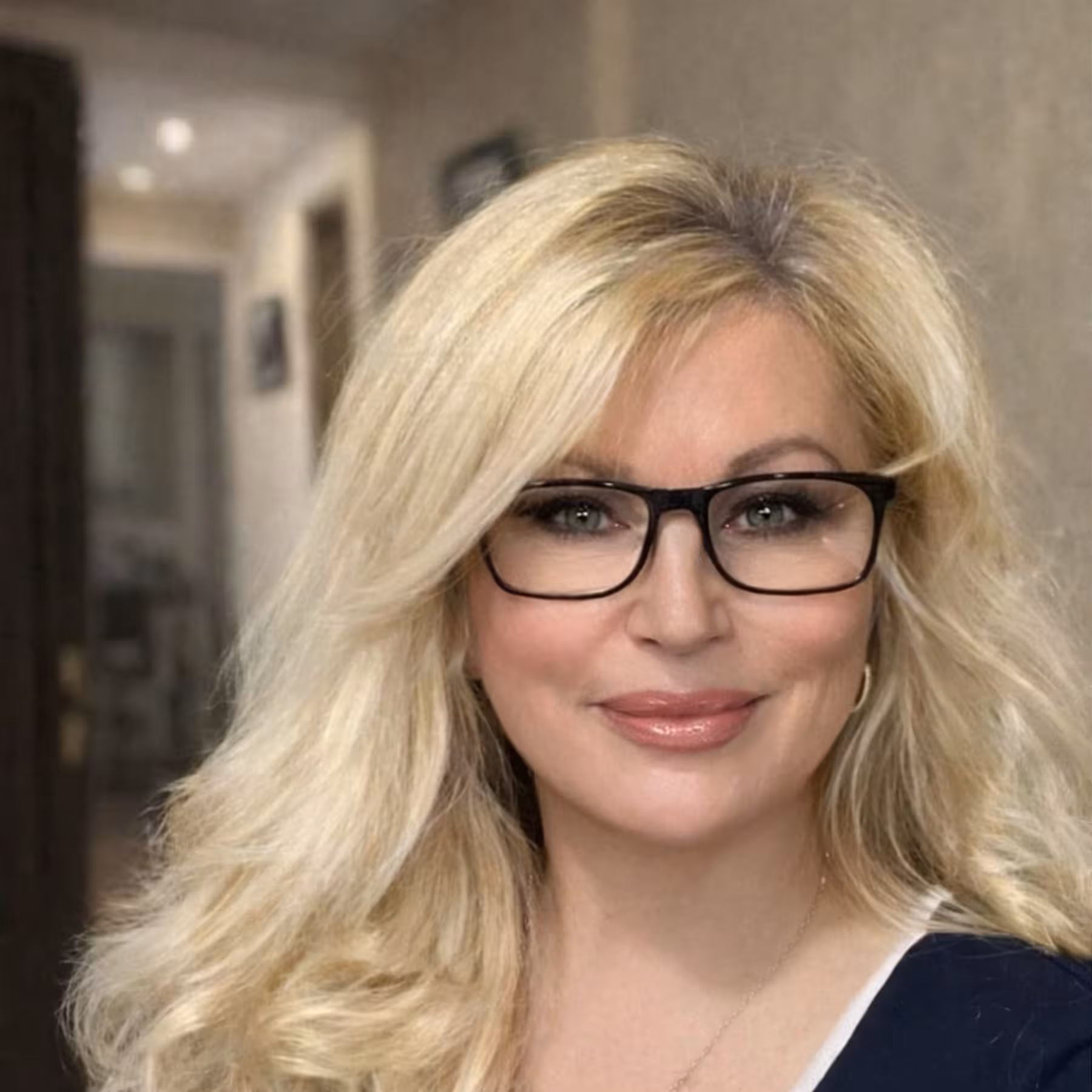 Svitlana single clubs for over 50