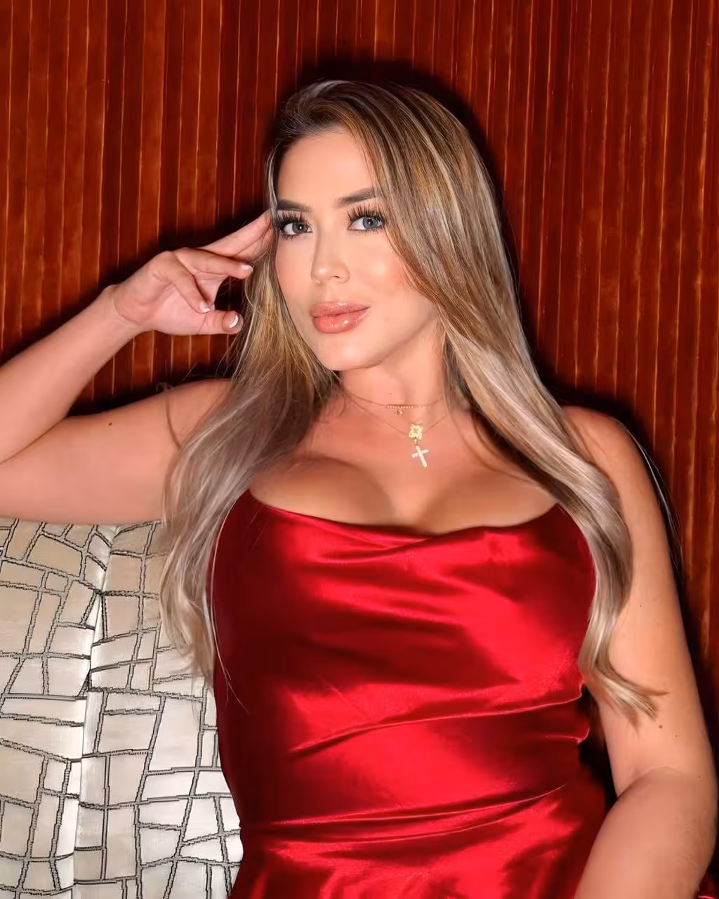 Diana 37 yo from Bogota Colombia Bridal matching platforms are my go-to