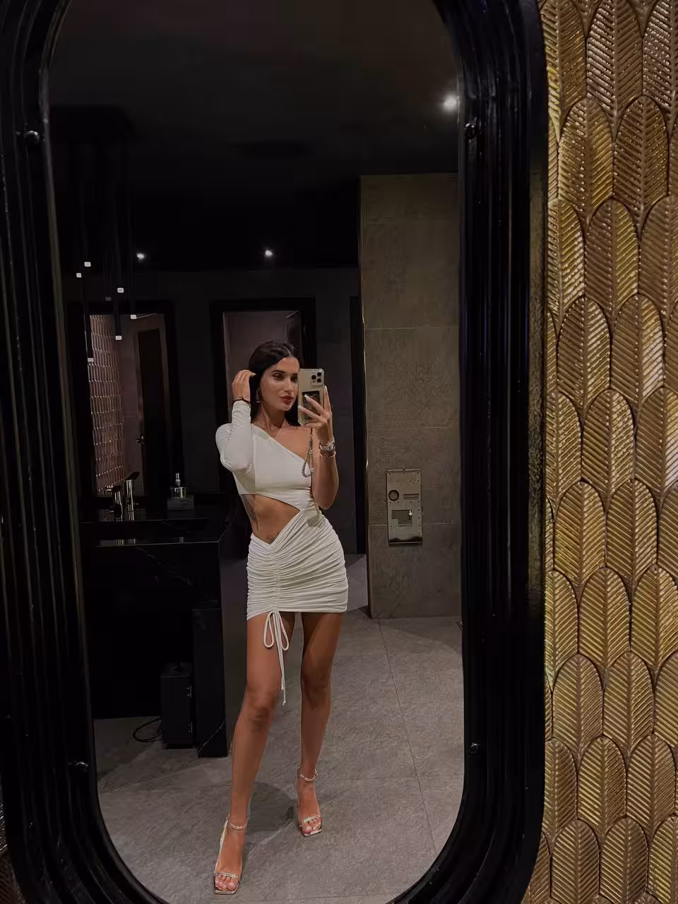 Olga 34 yo from Pafos Cyprus Bridal matching platforms are my go-to