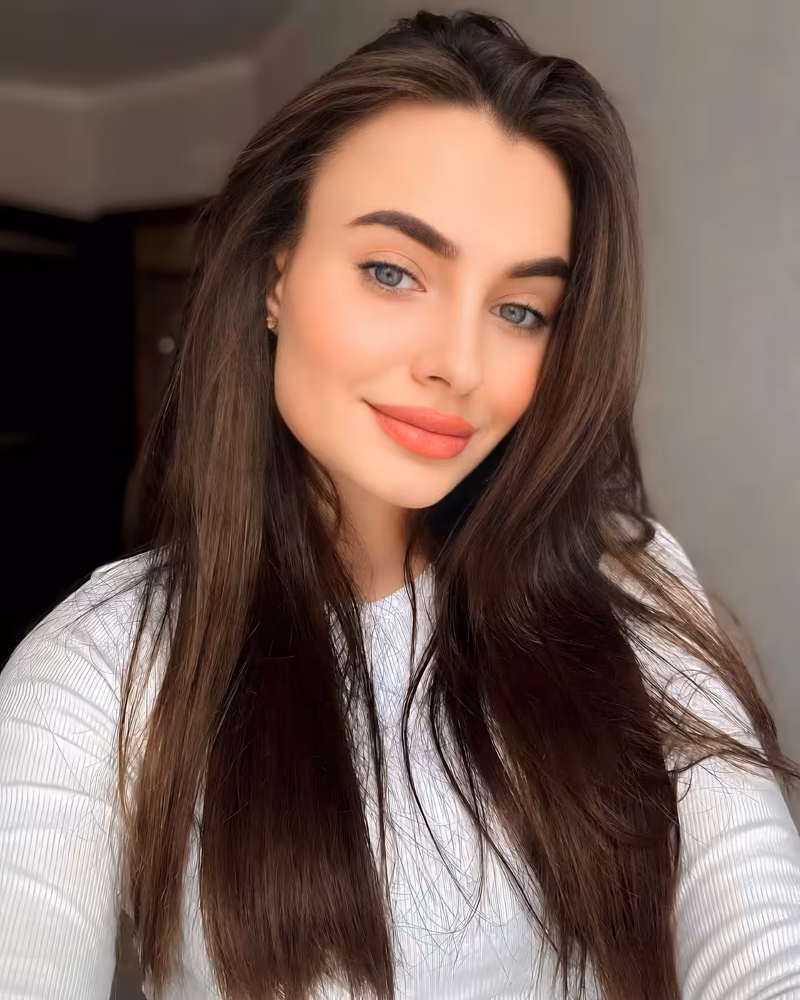 Nataliia 25 yo from Munich  Germany Bride agency services have been decent