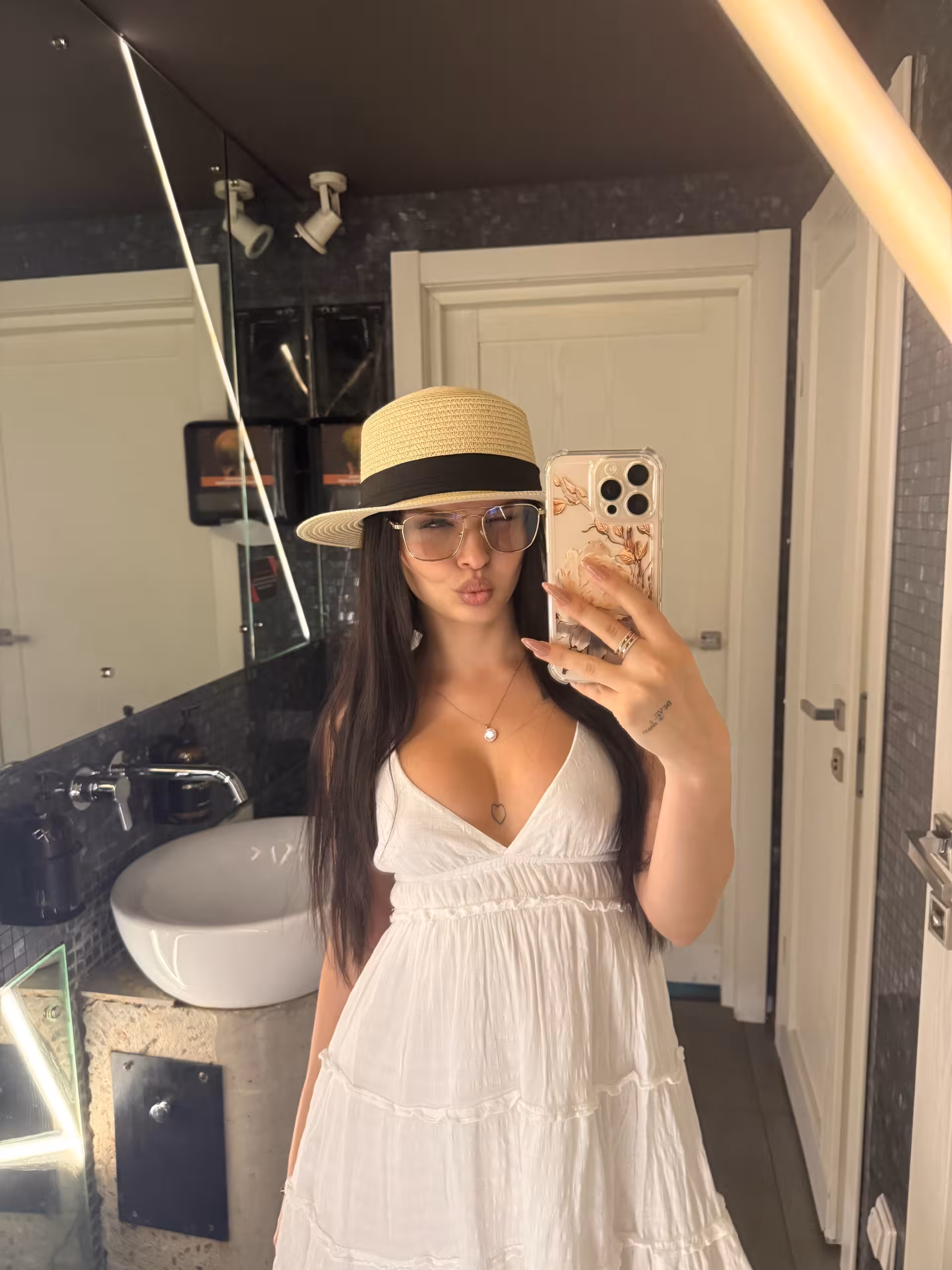 Yulya 28 yo from Odessa Ukraine Bride connection platforms are full of good men
