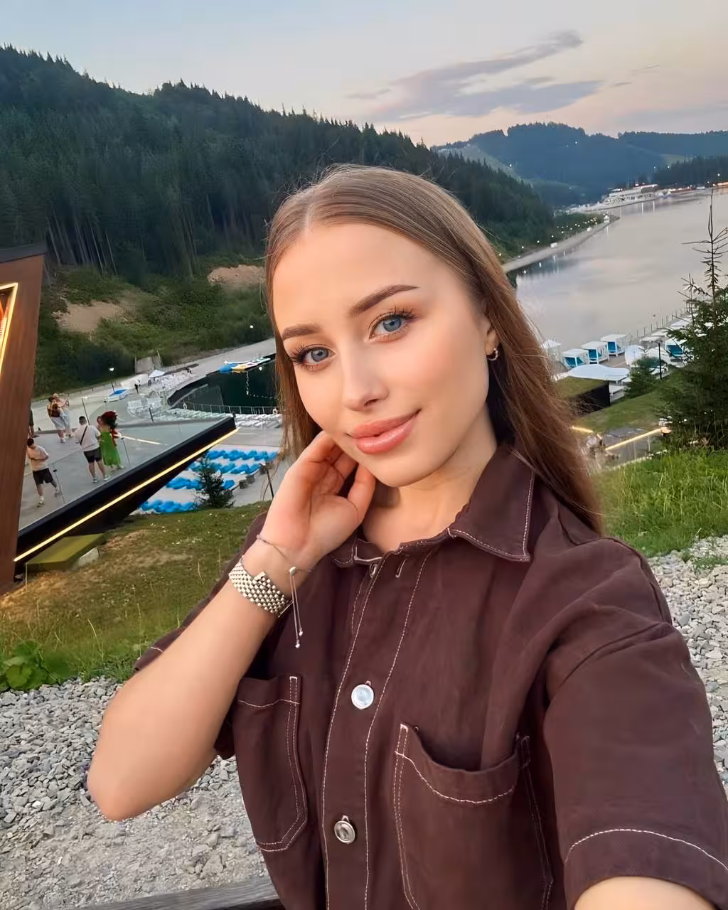 Veronika 21 yo from Ivano-Frankivsk Ukraine Bride introduction has been decent