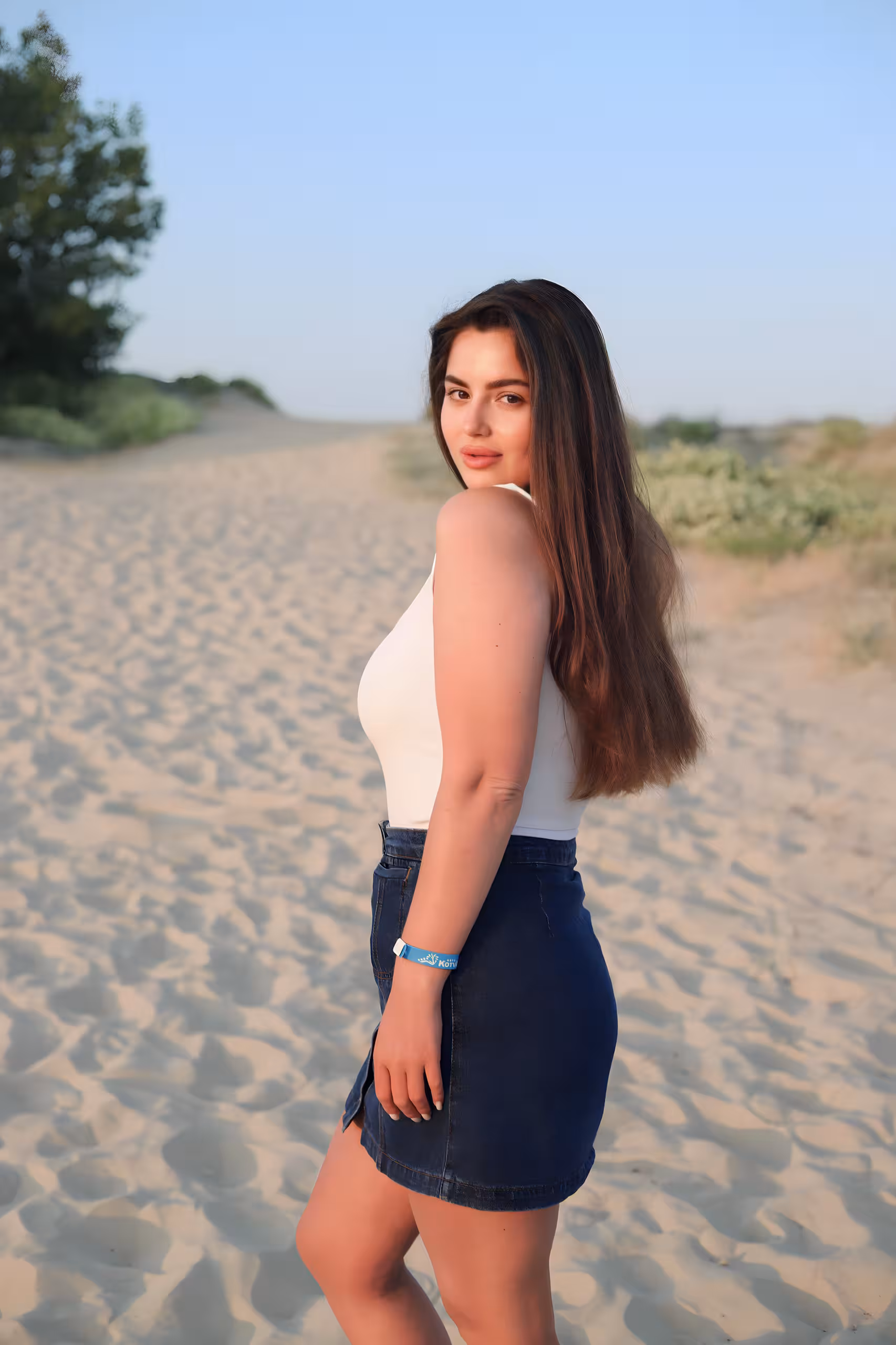 Karyna 25 yo from Vinnytsia Ukraine Bride meeting networks have opened doors
