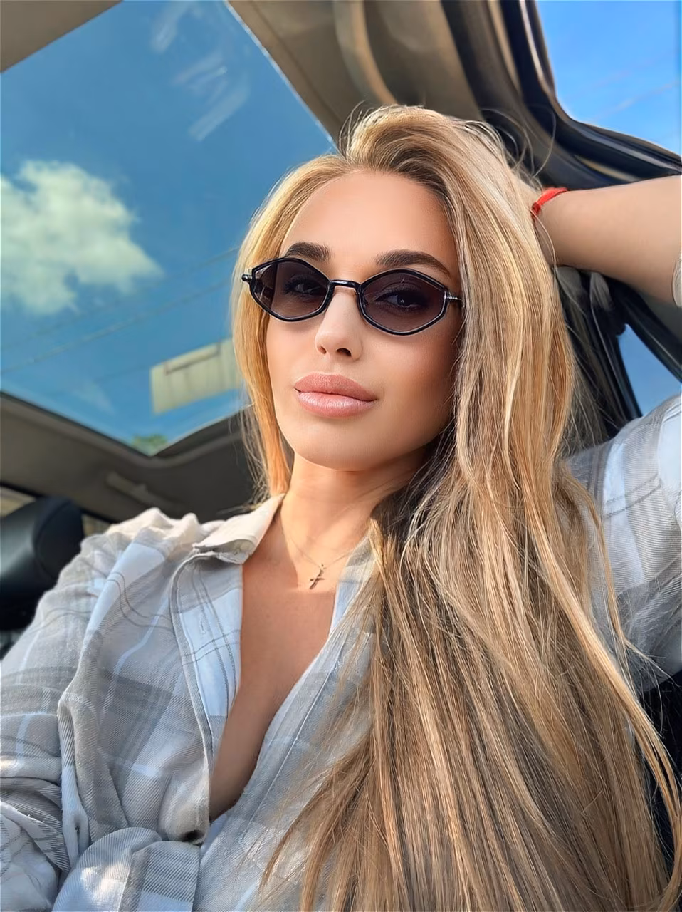 Hanna 28 Kharkiv Ukraine Bride relationship matching feels right
