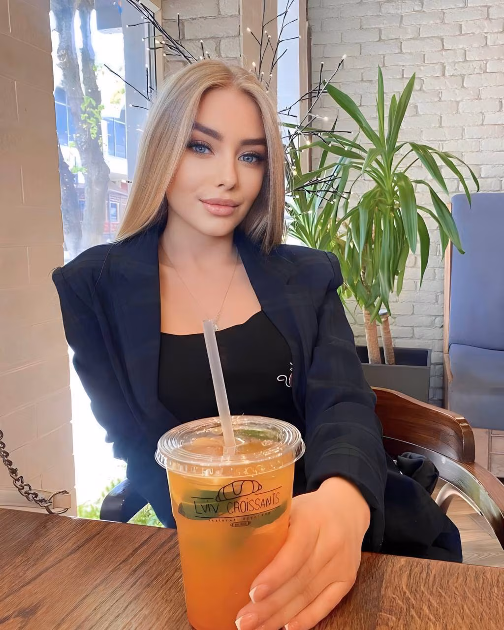 Olha 22 Kyiv Ukraine Bride agency dating is working for me