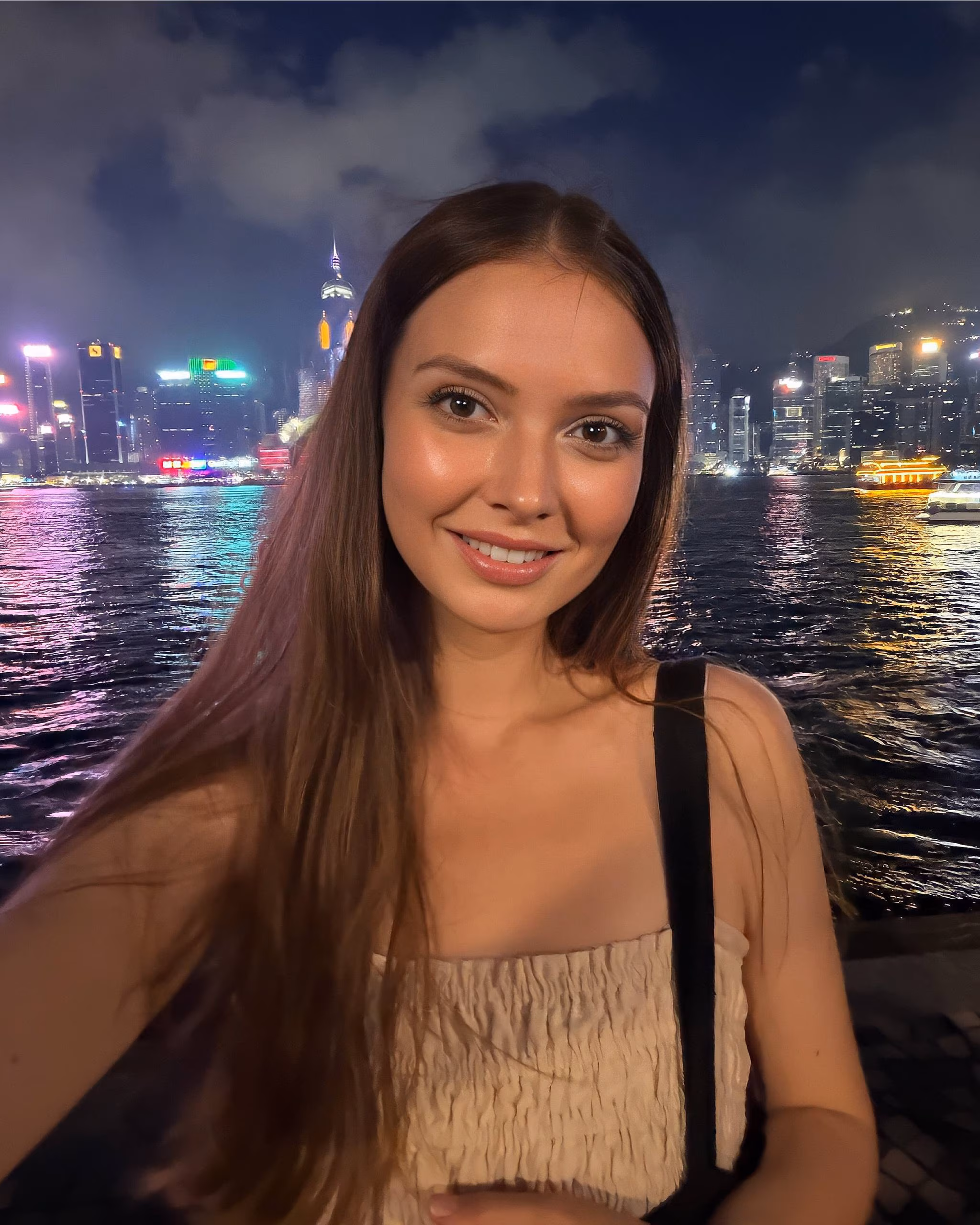 Alina 28 Bangkok Thailand Bride agency matching feels right to me