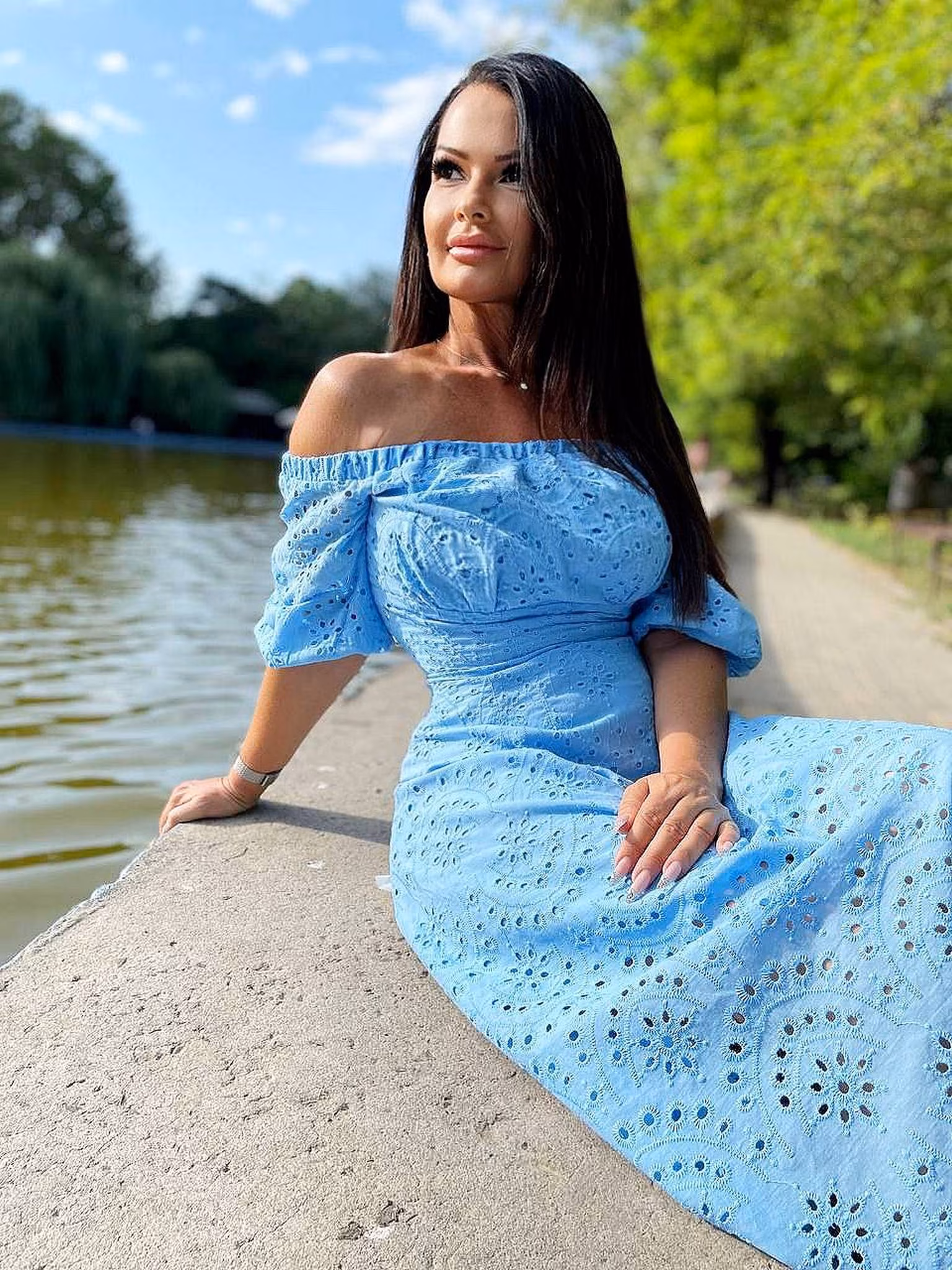 Mara 55 Bucharest Romania Bride meeting services are easy to navigate