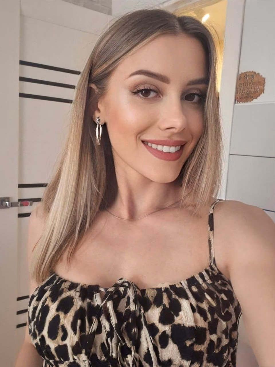 Inna 33 Chernihiv Ukraine Bride meeting sites are pretty cool