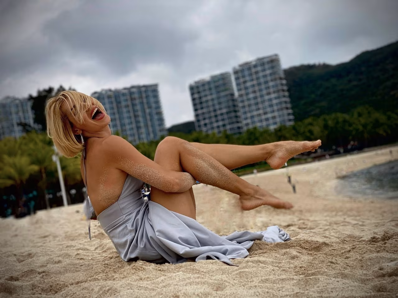 Oksana 35 Kiev Ukraine Bride platform dating is my new normal