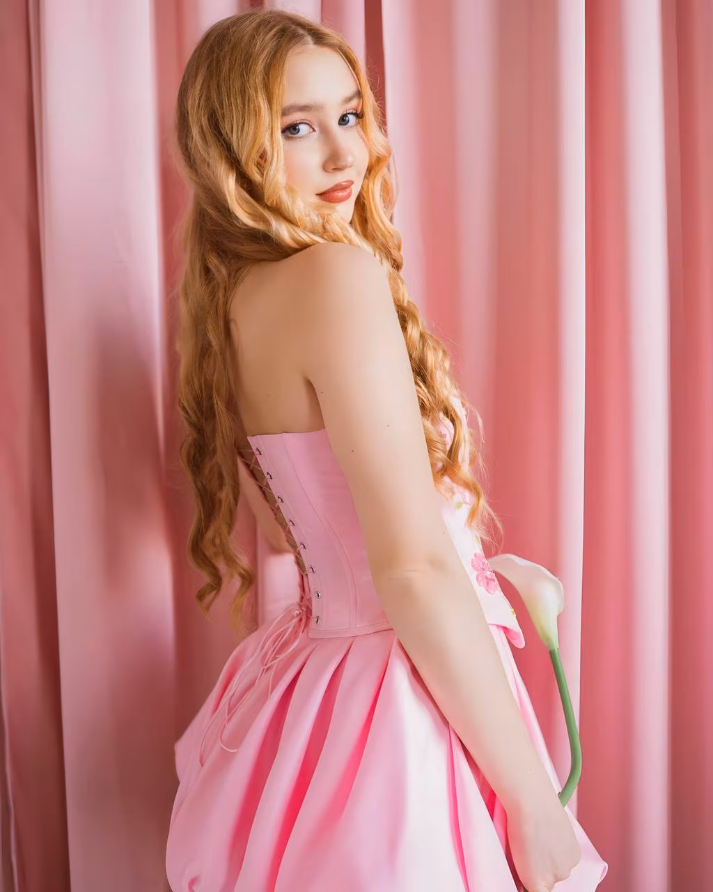 Alisa 18 Kiev Ukraine I'm trying bride love for the first time