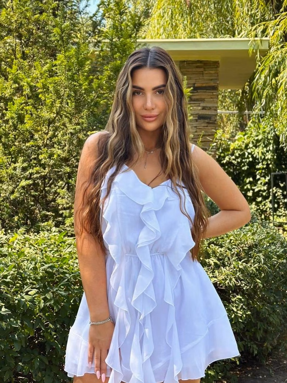 Oksy 28 Dnipro Ukraine I'm using bride love platforms to find him